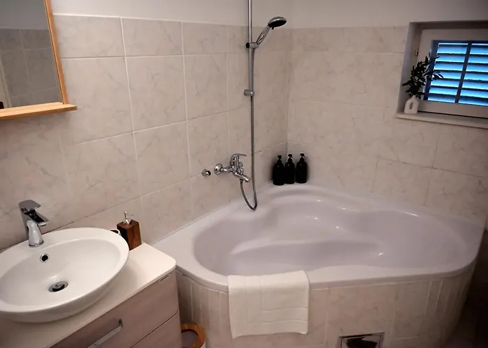 Rubi * دوبروفينك