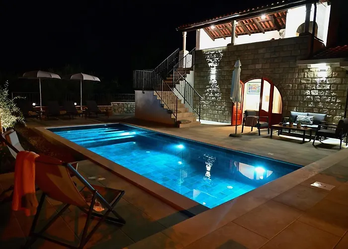 Rubi فيلة دوبروفينك